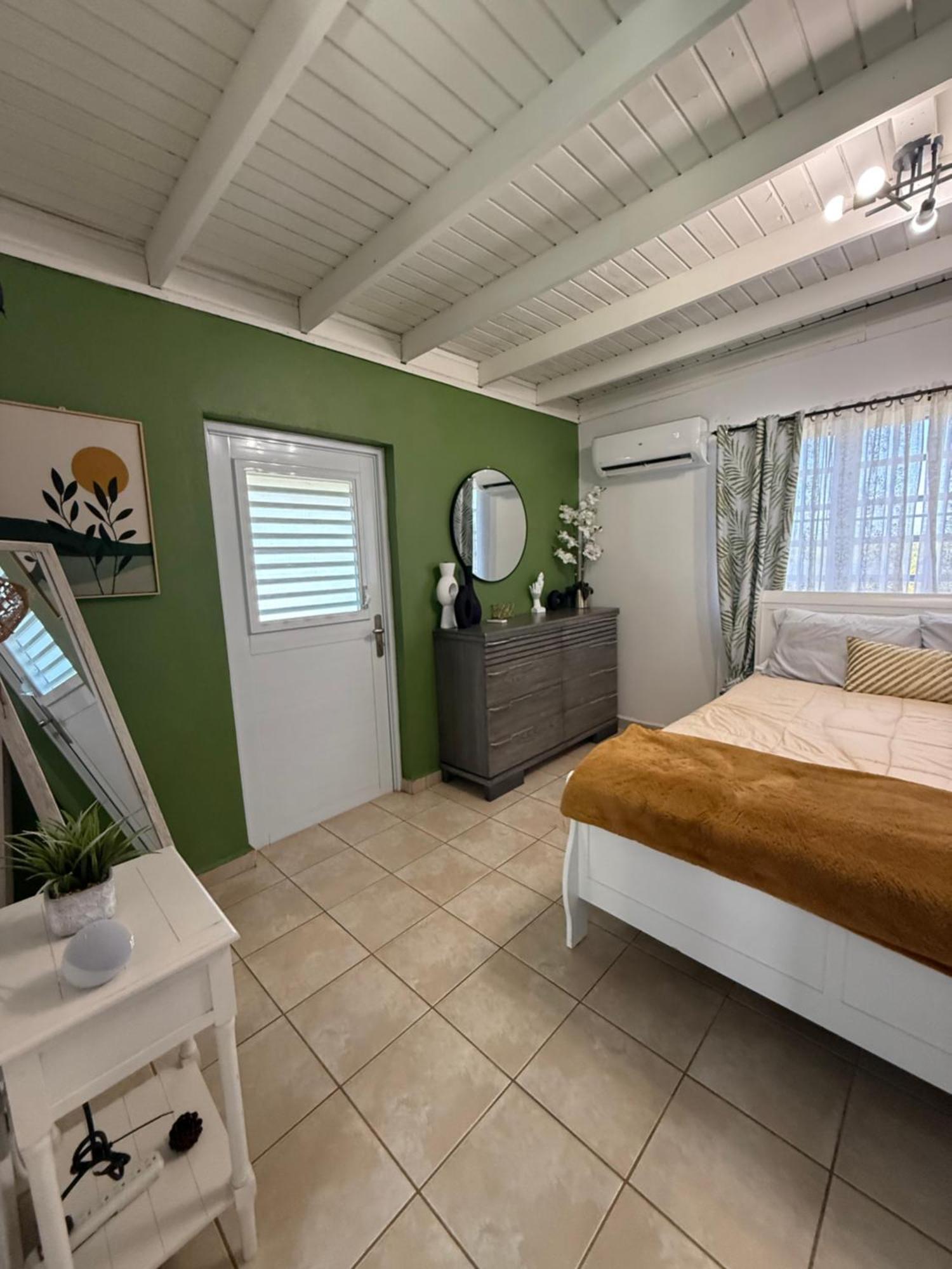 Playa Y Campo Getaway Apartment Isabela Esterno foto